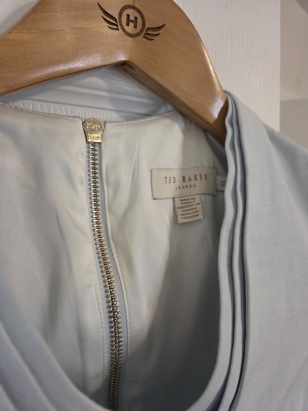 Ted Baker Pale Blue V-Neck Cap Sleeve Midi Dress - Picture 2 of 3
